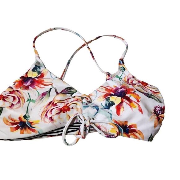 Cupshe Women's Floral Reversible Bikini Set Size Small - Picture 3 of 11